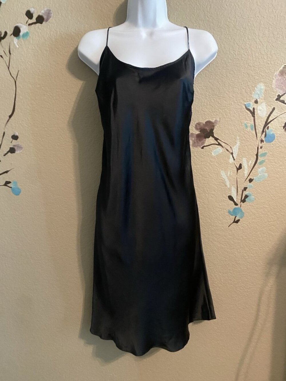 victoria secret pure silk Vtg  L Slip blk accent buttons in back Sexy Y2K Dress